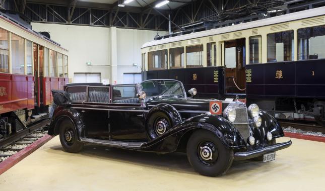 Automobile Mercedes blindée de Hitler de 1942, collections du Musée Malartre - © Bertrand Stofleth