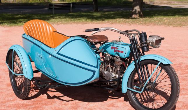 Malartre©BertrandStofleth_Moto_sidecar_HarleyDavidson_1918