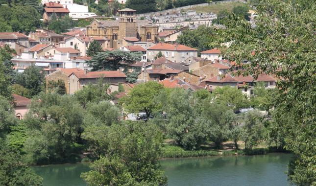 Vue sur Couzon-au-Mont-d'Or depuis le Musée Malartre - © Cristina Lourido, 2019