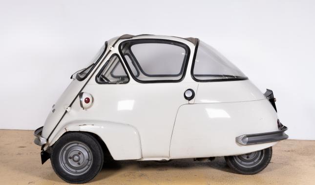 Automobile_VELAM_Isetta_1958