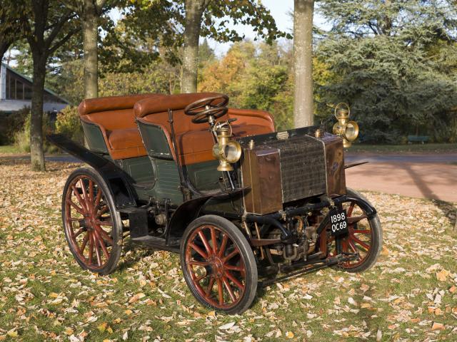 Automobile Audibert et Lavirotte de 1898, collections du Musée Malartre - © Bertrand Stofleth