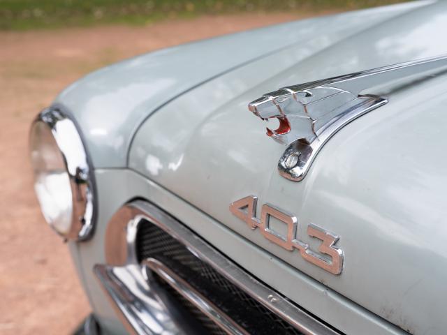 Peugeot 403