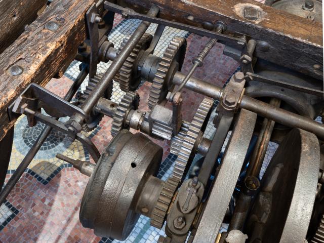 Automobile Laspougeas - détail moteur bis
