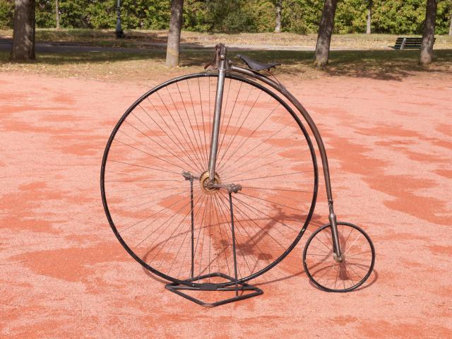 Grand Bicycle RUDGE & Cie n°2 - côté gauche