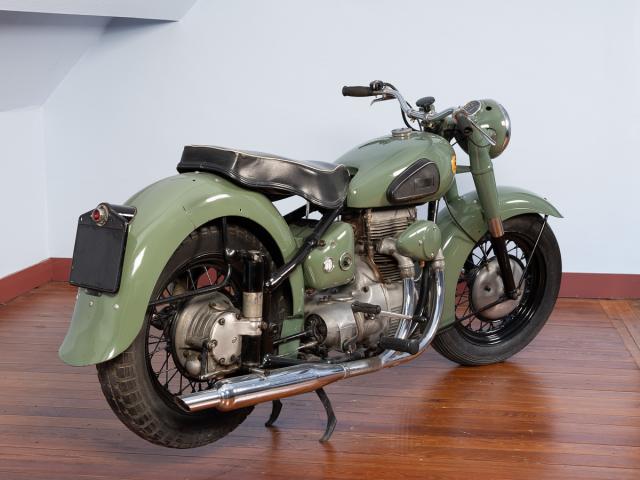 Motocyclette SUNBEAM S7 - arrière