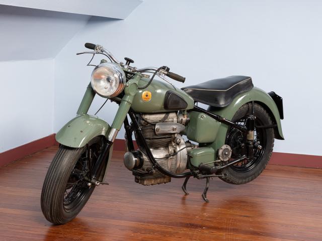 Motocyclette SUNBEAM S7 - côté gauche