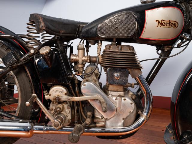 Moto Norton - Big four détail moteur