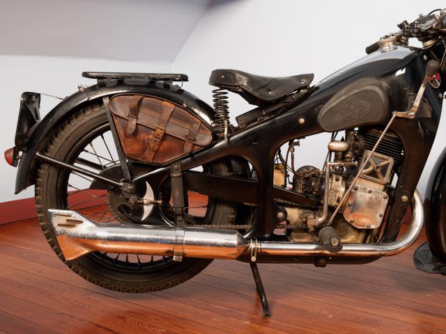 Motocyclette Gnome et Rhône Major détail arrière