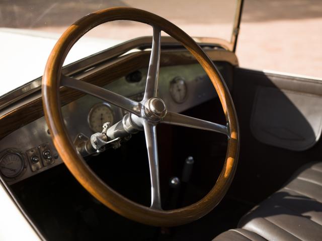 Jean Gras avant restauration détail volant