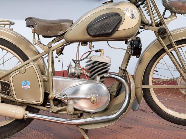 Motocyclette PEUGEOT Type 56 - detail moteur