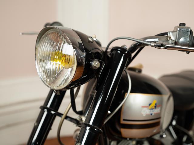 Motocyclette PEUGEOT Type 176 AD - detail phare