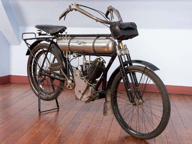 Motocyclette Magnat-Debon - face