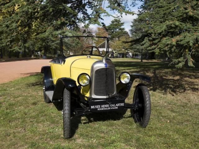 Citroën devant