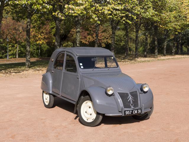 Automobile CITROEN 2CV Type AZ série 2 