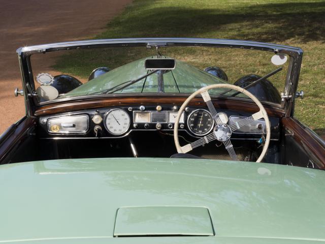 LANCIA Astura Spider Type 241 - Vue conducteur