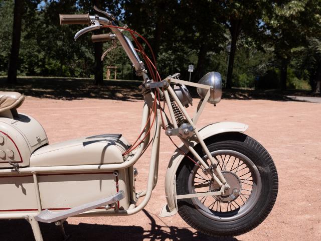 Scooter electrique New map Paume - profil droit