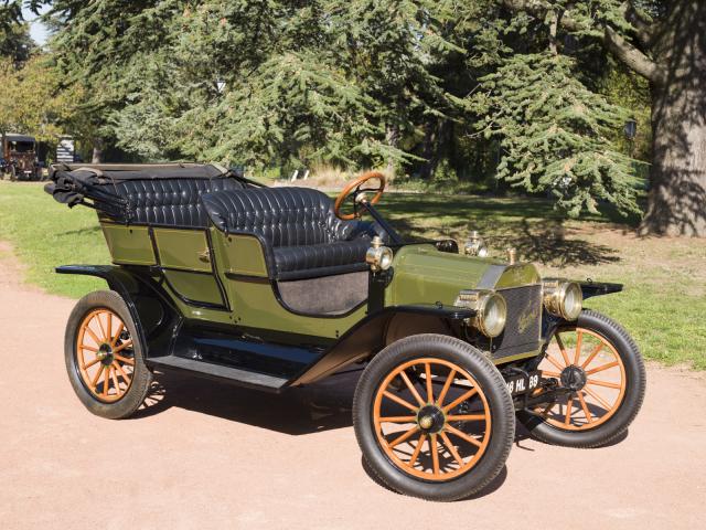 Automobile FORD T Double phaéton - Vue 3/4 avant profil droit