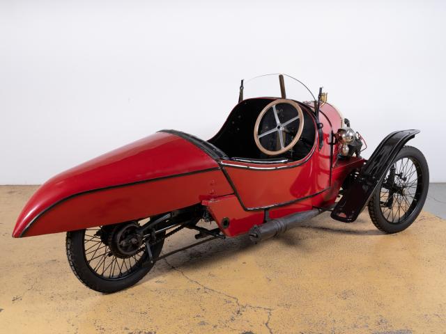 DARMONT MORGAN Type ST - Vue de 3/4 arrière profil droit