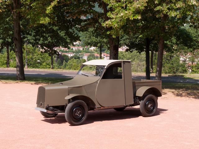Prototype CITROEN 2CV TPV - Vue 3/4 avant côté gauche